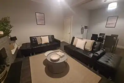 Image de Appartement-Moderne-Salle de bain privée