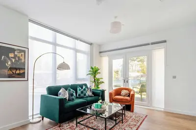 Image de Spacious Apartment, Balcony, WiFi, Free Parking