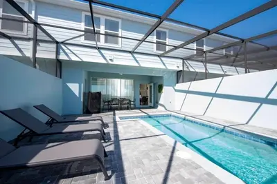 Image de Casa 5q em Resort c/ Piscina - Perto da Disney