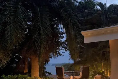 Image de Private, oceanfront, surrounded by nature, and minutes away from amenities.