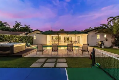 Image de Peaceful Villa/ Jacuzzi/ Pickleball Ct / Ping-Pong