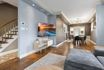 Image de New Spacious 3 Bedrooms Home Near Hospitals