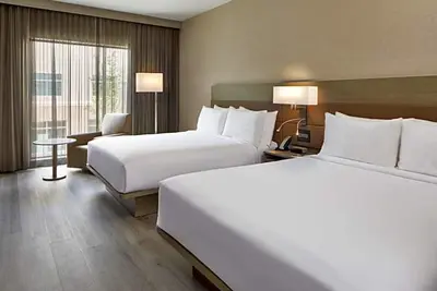 Image de Modern Boutique Stay Near Duke University, Durham Bulls, and Cultural Landmarks