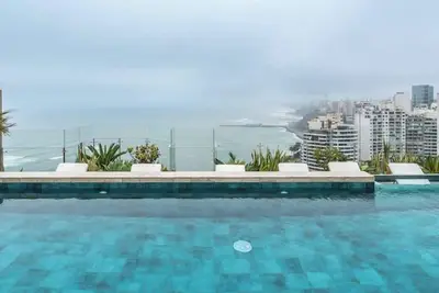 Image de Sight 1707 · Ocean View 2br Stylish Apt • Pool, Gym & Parking