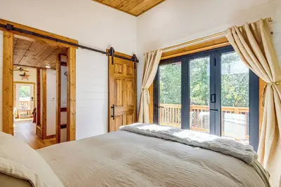 Image de Tiny in Paradise! Near Chico, Sage & Yellowstone