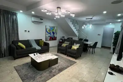 Image de 4 Bedroom En-Suite, Wi-Fi, Secured, 24/7 Power