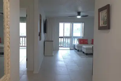 Image de Modern 2br/2ba Walk to Harbor + Resort Pool + Near Downtown Punta Gorda