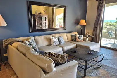 Image de Elevated Bella Sirena Views: 2nd Floor Luxury