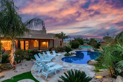 Image de Luxury Oasis Resort Pool Pickleball Golf Fireplace