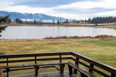 Image de New! Serene 4br Montana Home with A/C, Wet Bar & Scenic Outdoor Spaces!