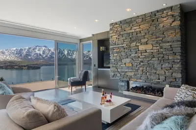 Image de The Views and Spa 4brm