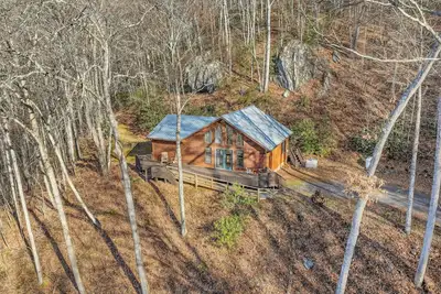 Image de WhatAView Cottage - Rushing Creek and Mountain Views