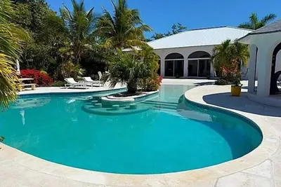 Image de Gentry House - a Private Villa in Leeward Community near Grace bay