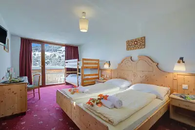 Image de Hotel Relais Alpin Family Room Balcony15, Les Mosses, Switzerland