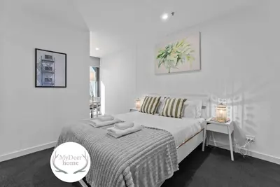 Image de 2 Br Apt Parking Gym&Pool Chinatown Central Market