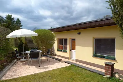 Schwarz by Interhome