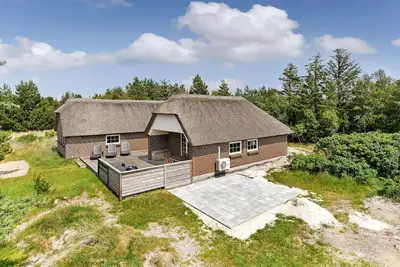 Image de Maison confortable avec sauna à Blåvand