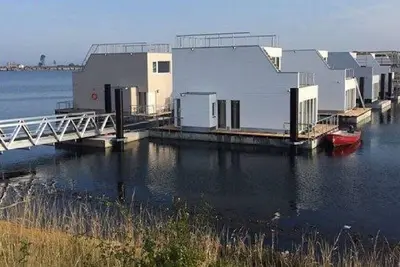 Image de Maison de vacances flottante