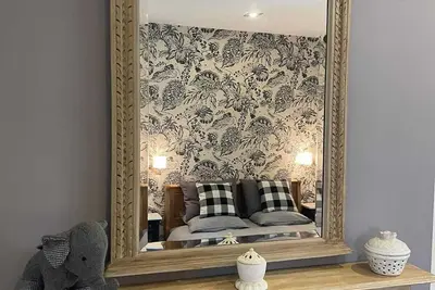 Image de Appartement 80, meublé 5* de tourisme - vue Vienne