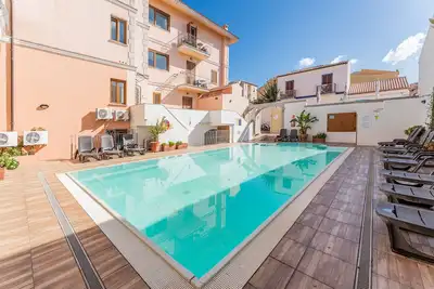 Image de Appartement confortable pour 4 personnes avec piscine