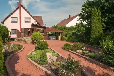 Wohnung mit Garten, Grill und Gemeinschaftspool by Interhome