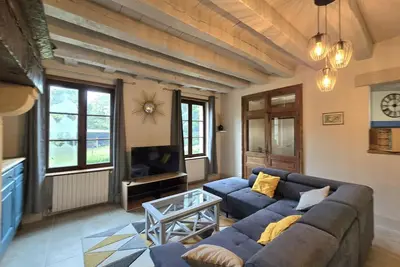 Image de Maison familiale rénovée avec grand jardin et animaux acceptés