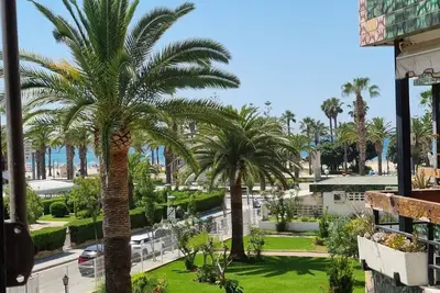 Image de Appartement de Luxe à Salou, à 50m de la Plage de Levante, pour 6/7 Personnes