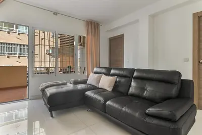 Image de Appartement 'Malaga Vialia Zona Esta Ave- Zona' avec balcon, Wi-Fi et climatisation