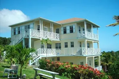 Image de Welcome to our 2-bedroom/2-bathroom home in Gingerland Nevis
