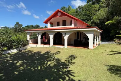 Image de Escape to a Mountain Hideaway w/ Jacuzzi & Scenic Views in Cayey, Puerto Rico.