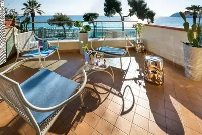 Image de Beachfront Apartment by Interhome