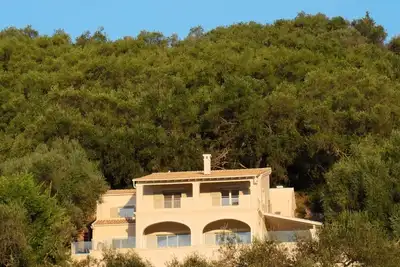 Image de Elegant Signature Villa with Magnificent Sea Views near Agios Stephanos