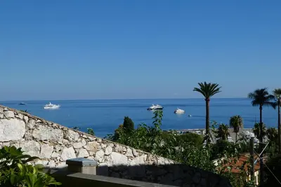 Image de Villa Petit Paradis, vue mer, piscine et spa à Beaulieu, entre Nice et Monaco