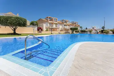 Image de Ground-floor apt 4p terrace pool & parking beach --> 2km