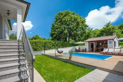 Image de Maison Smoky (73927-K1) - Pazin