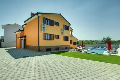 Image de Villa Erica (73959-K1) - Pula