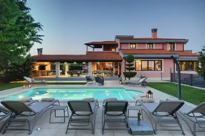 Image de Villa Ines (74199-K1) - Pula