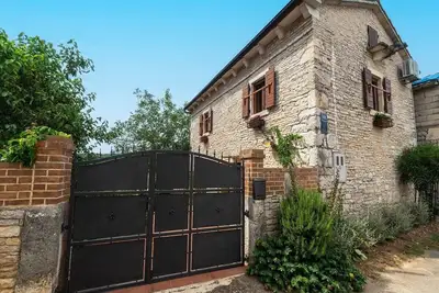 Image de Maison Luca (74339-K1) - Barban