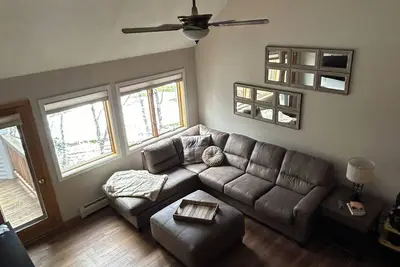 Image de Vermont Retreat, Sits on Haystack Golf course and 8 min from Mt Snow