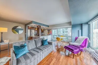 Image de 2br Waterfront Urban Getaway with Gym and Pool