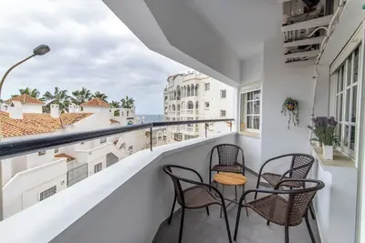 Image de Chaparil Beach - Deux Chambres Appartement, Couchages 4