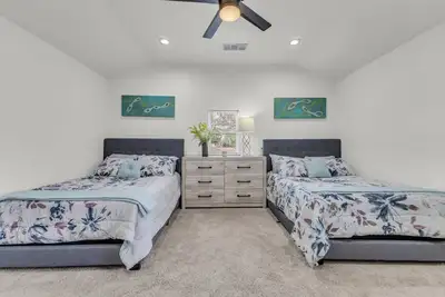 Image de Cozy 1-bedroom studio in serene Dallas.