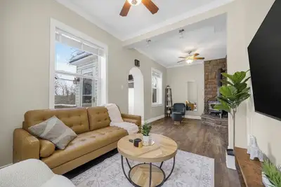 Image de Private Oasis w/ Cottage Vibes | Close to the City