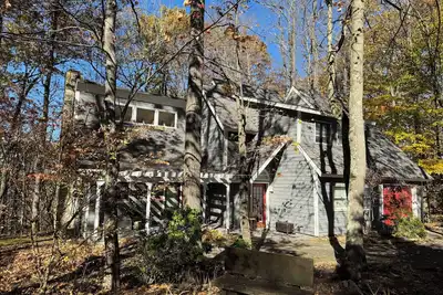 Image de 3bed 3bath sleeps 8 @ Hidden Valley is a ski in-out oasis steps for the action.