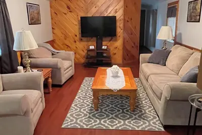 Image de Whispering Acorn - Raystown Lake - Aunt Susie's