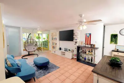Image de Beach condo with 3 bedrooms and ocean views