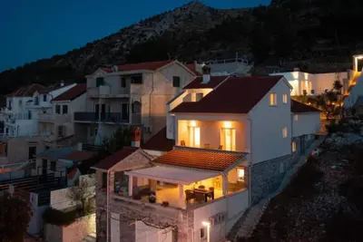 Seafront Six Bedroom Modern Villa with Pool Nancy