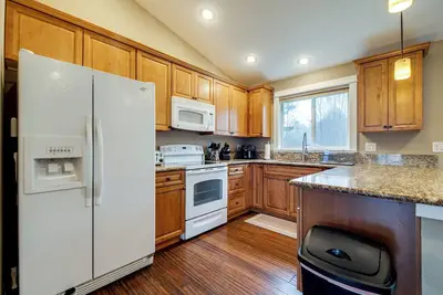 Image de < 2 Blocks to Beach! Pet-Friendly Home in Moclips