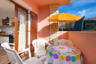 Image de Appartement incroyable à Pag avec Wi-Fi