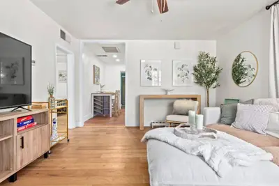 Image de Charming 2-bedroom house with Ac in welcoming Phoenix, pets welcome
